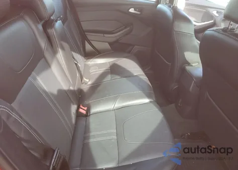 2014 Ford Focus Se из США, поврежденный, VIN 1FADP3K2XEL326431